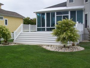 Discover the benefits of composite decking!