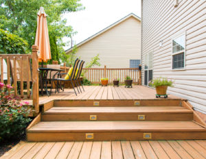 Discover how to ready your deck for spring!