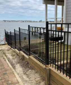 7 Huge Advantages of Aluminum Fencing