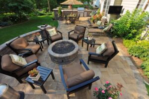 Maintaining Your Outdoor Furniture Throughout the Seasons