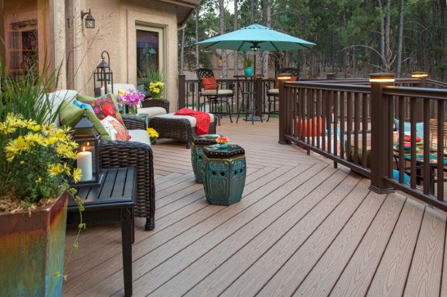 Composite vs. Wood: Which is Better for Your Deck? eastern shore porch & patio